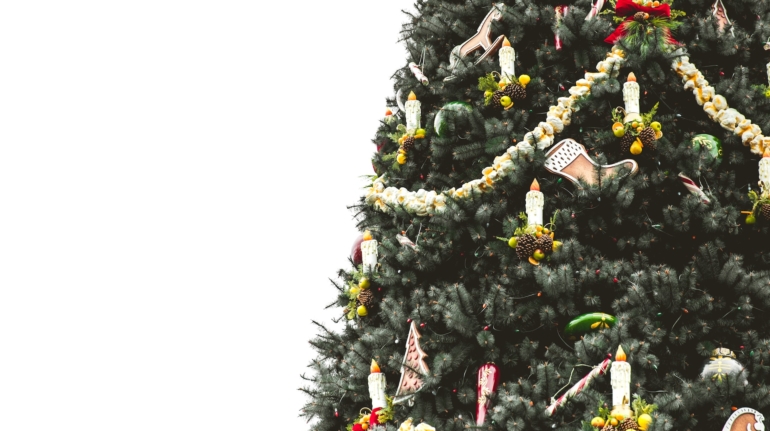 Prachtige kerstboom huren Deventer - De perfecte toevoeging aan uw feestelijke decor. Reserveer nu voor een magische kerstervaring.