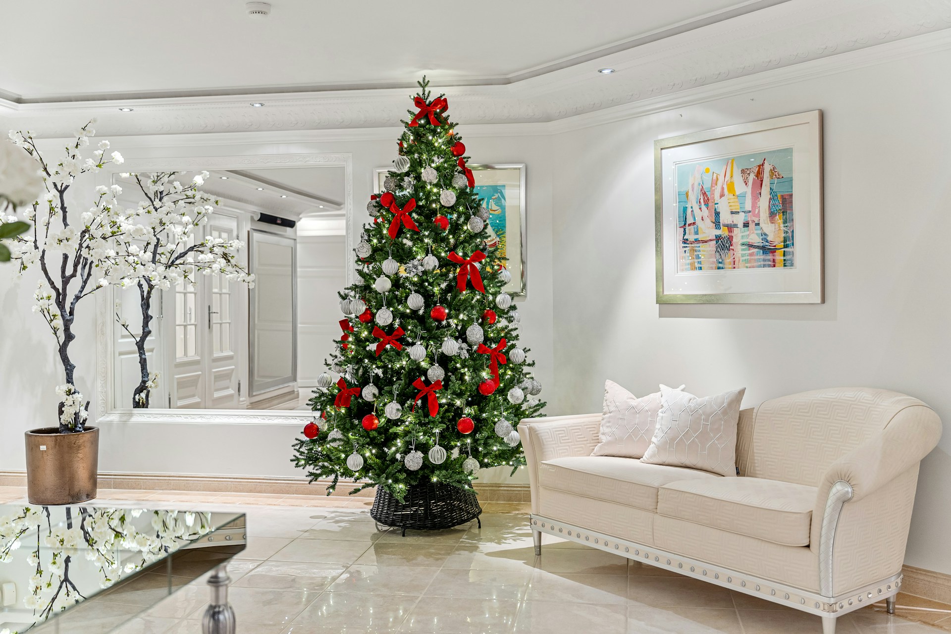 In Leeuwarden kunt u een prachtige kunstkerstboom huren die perfect is voor bedrijven en evenementen.