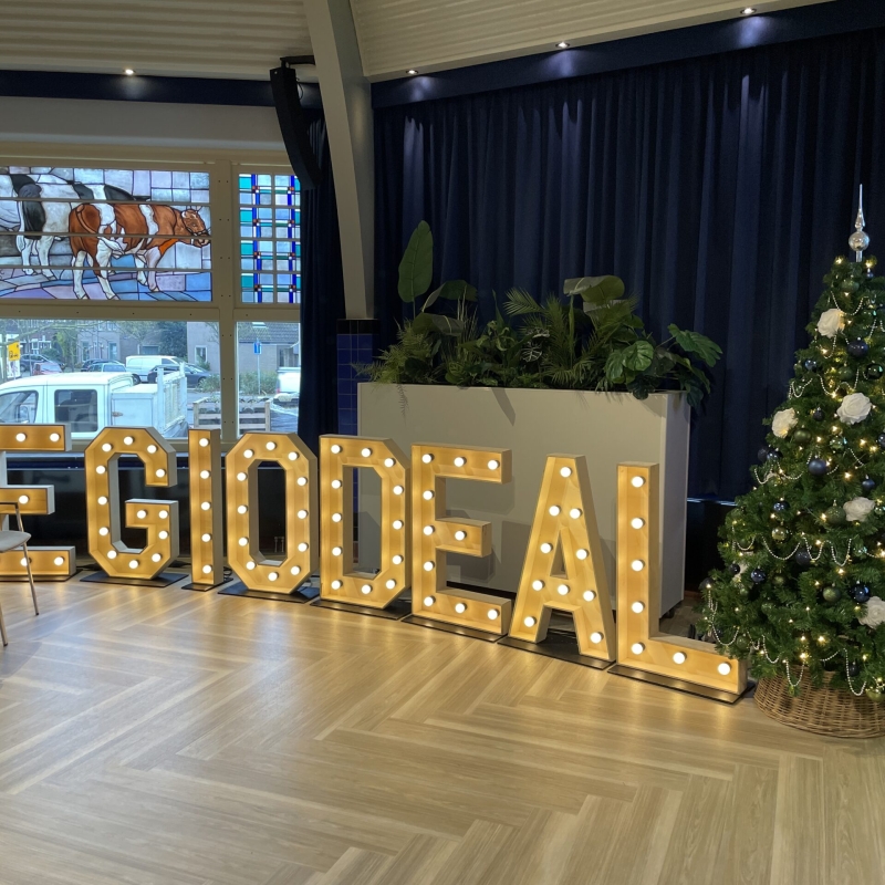 Jongeren nemen deel aan onderwijsprogramma's die worden gefinancierd door de Regiodeal Noordoost-Brabant.